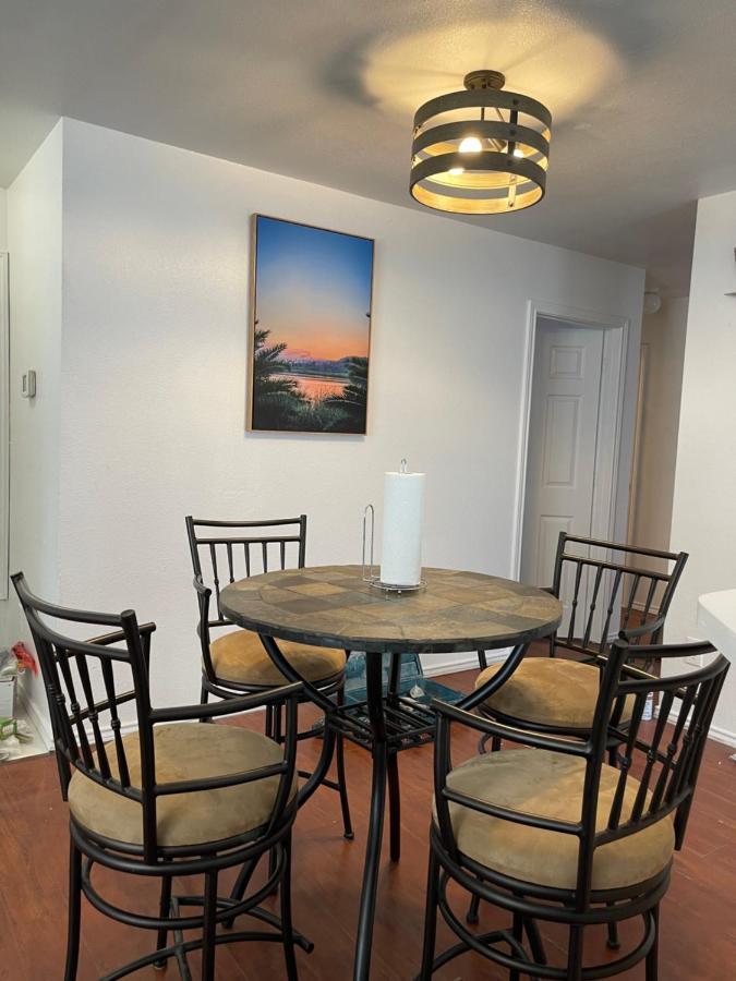Private Rooms Near I-30 Mesquite Далас Екстериор снимка