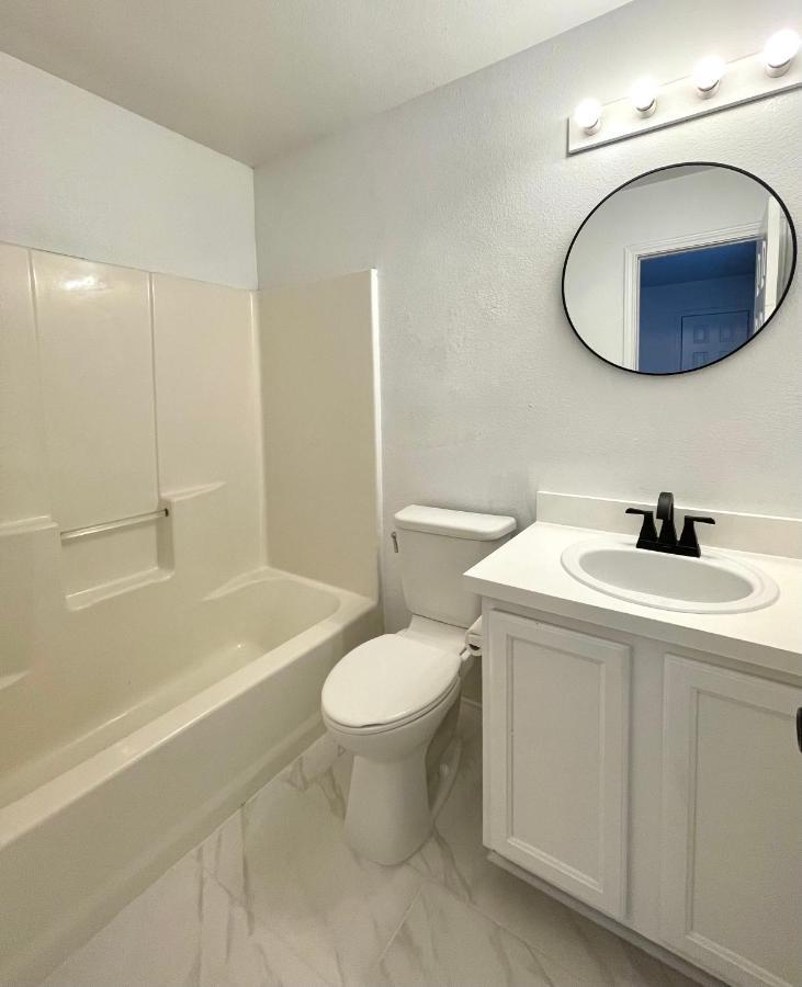 Private Rooms Near I-30 Mesquite Далас Екстериор снимка